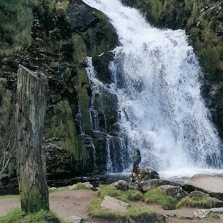 Cosy 2 Bedroom * Laconnell