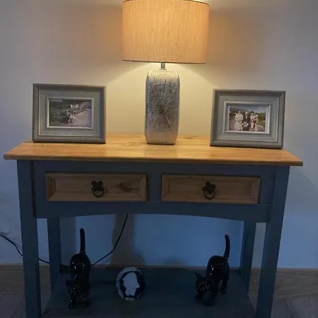 Cosy 2 Bedroom Laconnell